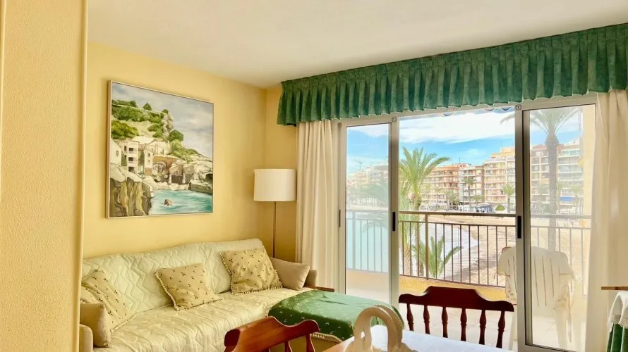 Apartamento de 3 dormitorios en Torrevieja, España No. 1245 № 9