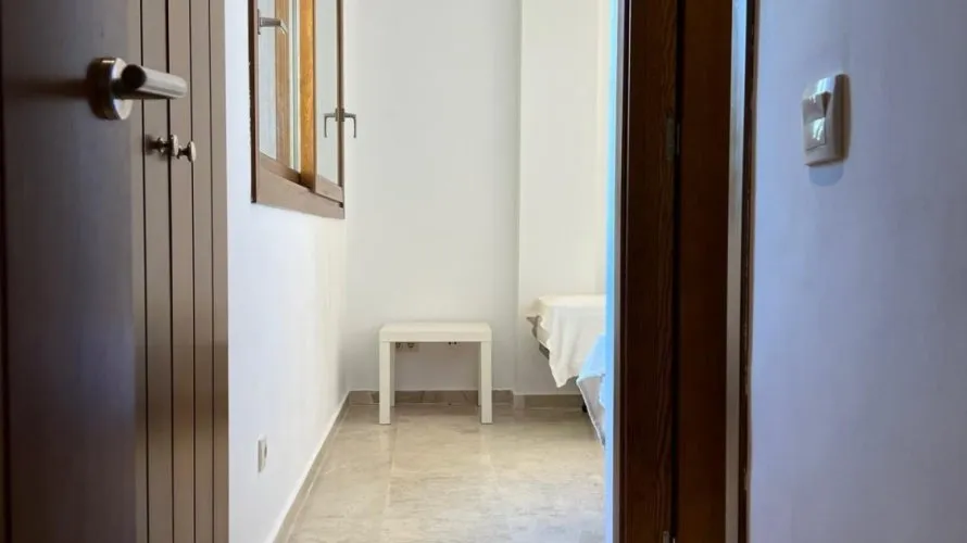 Apartamento de 2 dormitorios en Torrevieja, Spain No. 590 № 4