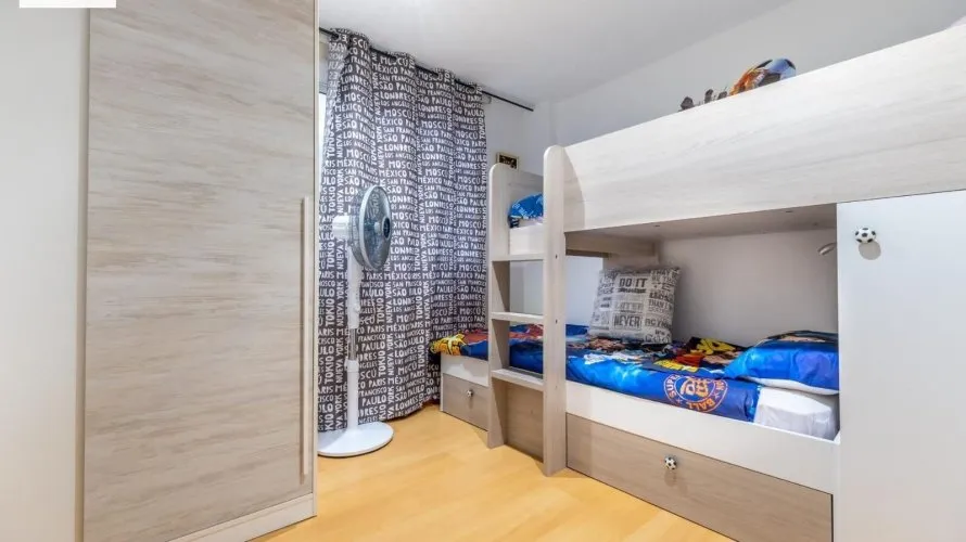 Apartamento de 3 dormitorios en Alicante, España No. 1211 № 7
