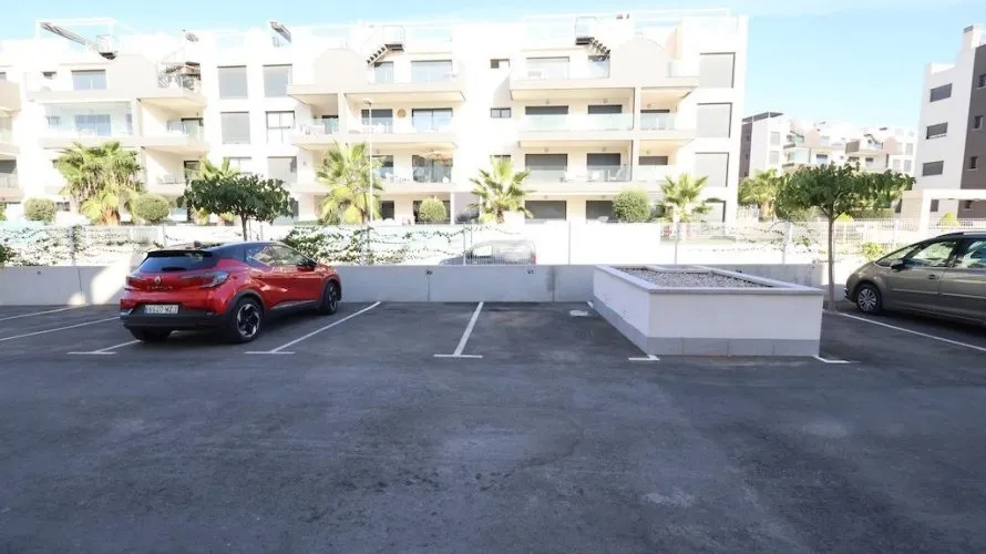 Apartamento de 2 dormitorios en Alicante, España No. 1180 № 18