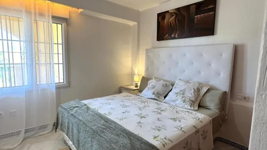 Apartamento de 2 dormitorios en Torrevieja, España No. 1246 № 16