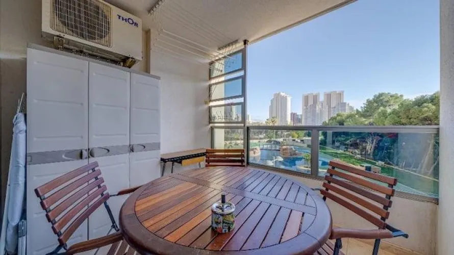 Apartamento de 2 dormitorios en Villajoyosa, España No. 1337 № 5