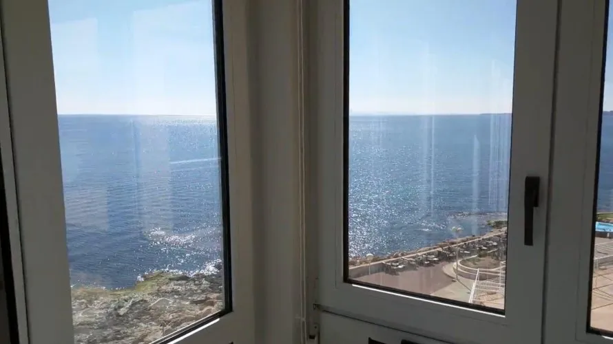 Apartamento de 4 dormitorios en Torrevieja, España No. 562 № 27