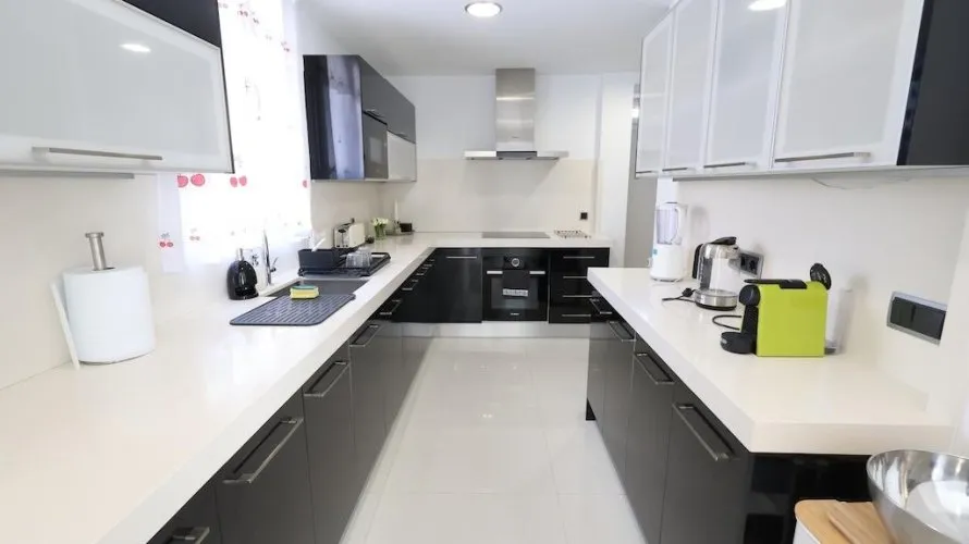 Apartamento de 4 dormitorios en Cabo Roig, España No. 1177 № 3