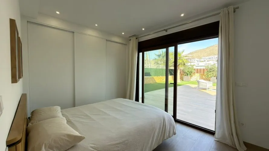 Villa de 5 dormitorios en Finestrat, España No. 1272 № 10