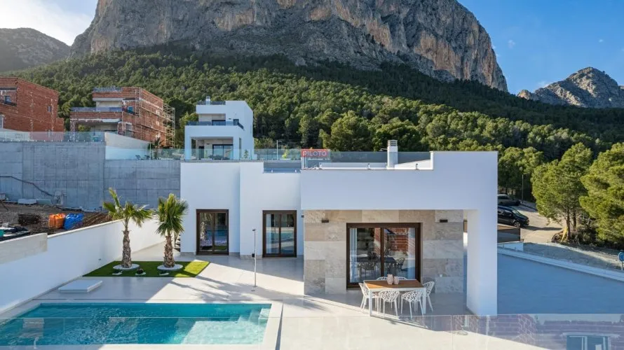 Villa de 3 dormitorios en Polop, España No. 1231 № 17