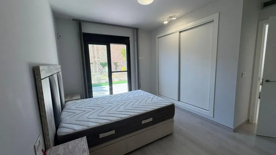 Apartamento de 2 dormitorios en Villamartin, España No. 1251 № 27