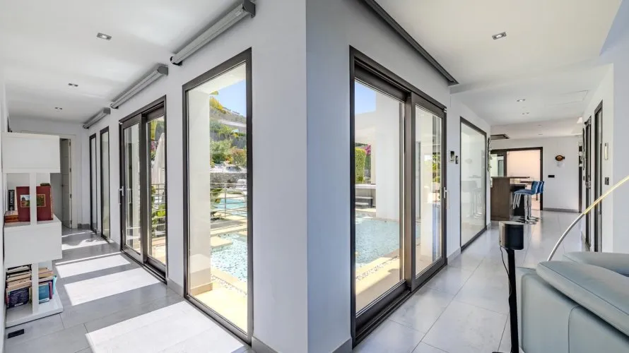 Villa de 5 dormitorios en Jávea, España No. 978 № 21