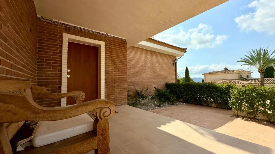 Villa de 3 dormitorios en La Nucia, España No. 630 № 7