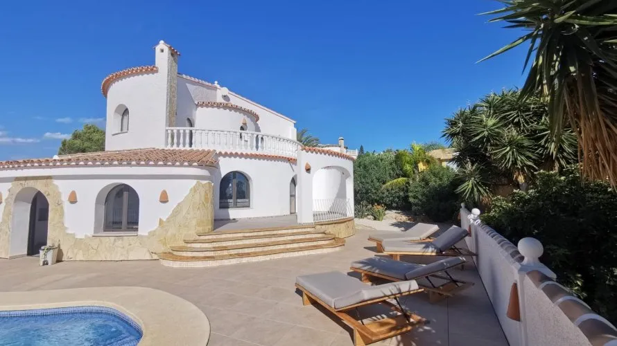 Villa de 4 dormitorios en Benitachell, España No. 1421 № 2