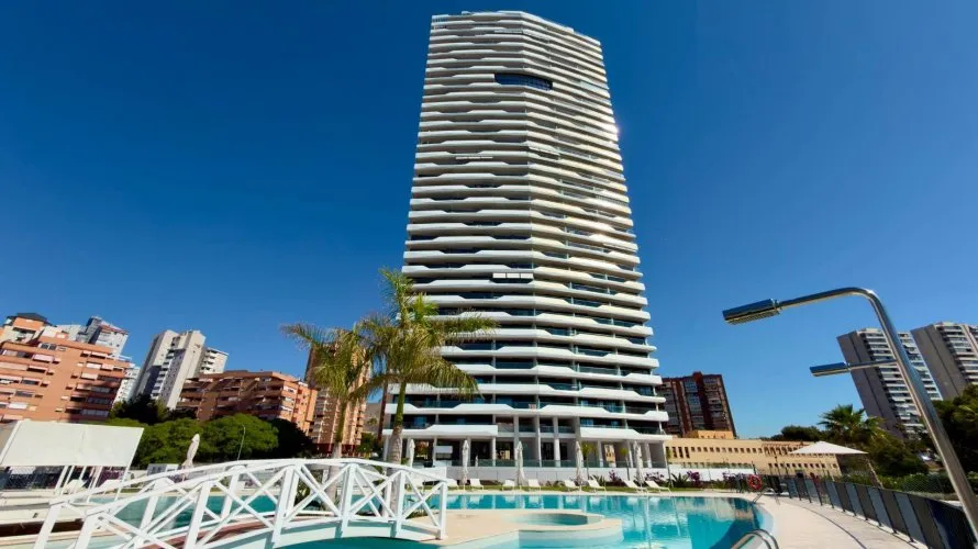 Apartamento de 3 dormitorios en Benidorm, España No. 1379 № 18