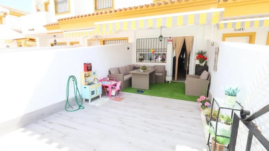 Dúplex de 2 dormitorios en Pilar de la Horadada, España No. 1422 № 2