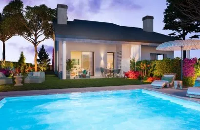 Villa de 4 dormitorios en Galapagar, Spain No. 1384