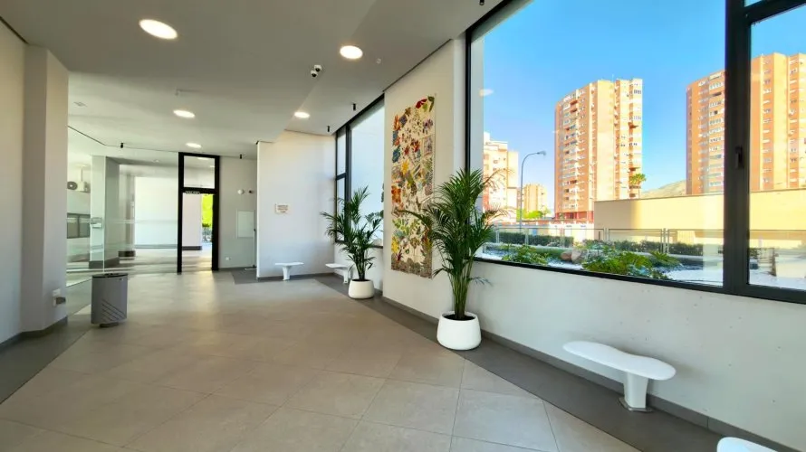 Apartamento de 3 dormitorios en Benidorm, España No. 1379 № 9