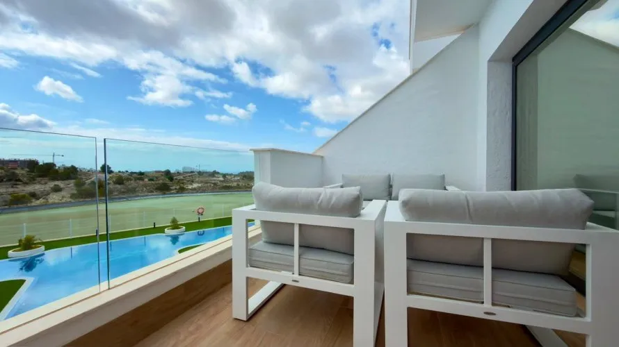 Bungalow de 3 dormitorios en Finestrat, España No. 1466 № 4