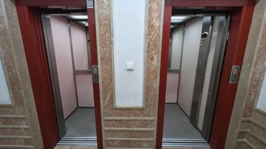 Apartamento de 1 dormitorio en Torrevieja, España No. 1606 № 1