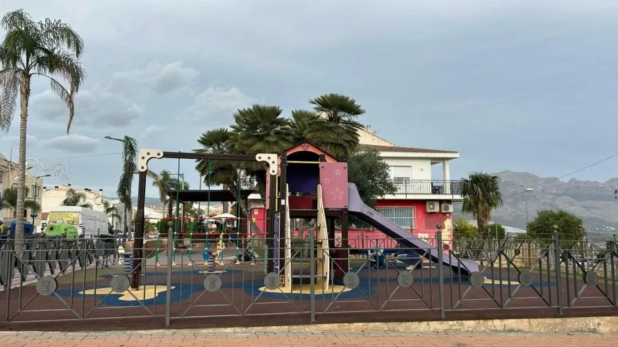 Apartamento de 2 dormitorios en La Nucia, España No. 1541