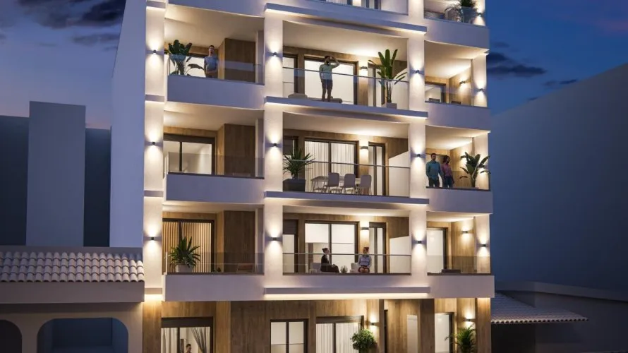 Apartamento de 2 dormitorios en Torrevieja, España No. 1450