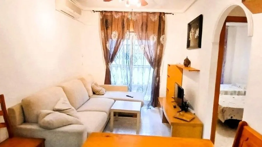 Apartamento de 2 dormitorios en Torrevieja, España No. 1575 № 14