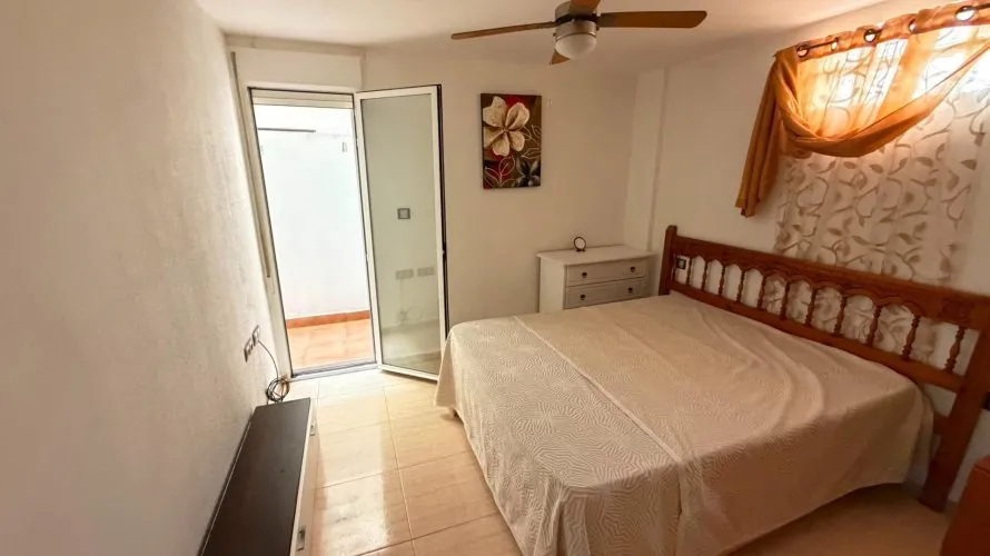 Apartamento de 2 dormitorios en Torrevieja, España No. 1601 № 11