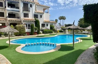 Apartamento de 2 dormitorios en Cabo Roig, España No. 1467