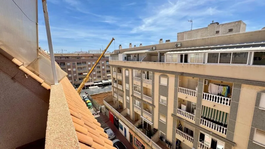 Ático de 2 dormitorios en Torrevieja, España No. 1550 № 1