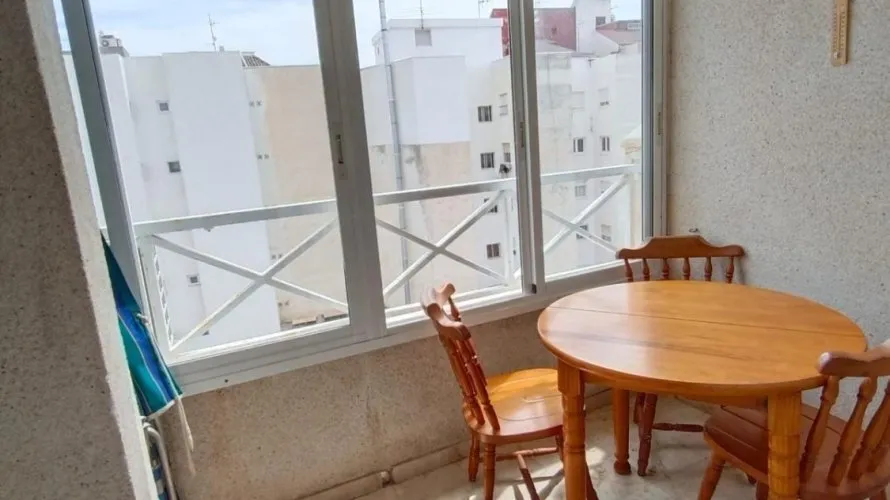 Apartamento de 37m² en Torrevieja, España No. 1584 № 1