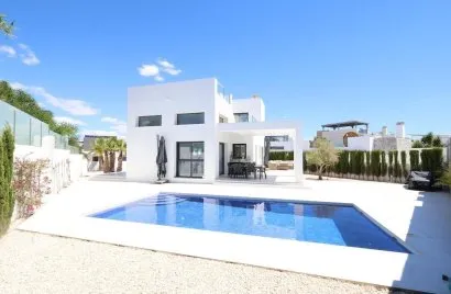 Apartamento de 3 dormitorios en Rojales, España No. 1458