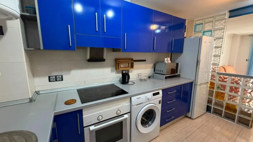 Apartamento de 2 dormitorios en Torrevieja, España No. 1601 № 1
