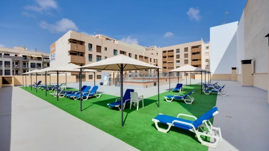 Apartamento de 2 dormitorios en Torrevieja, España No. 1471 № 3