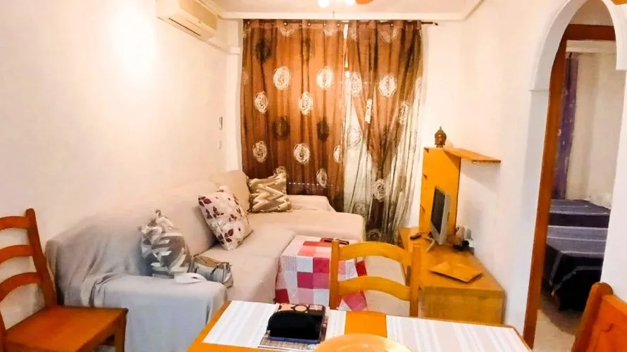 Apartamento de 2 dormitorios en Torrevieja, España No. 1575 № 22