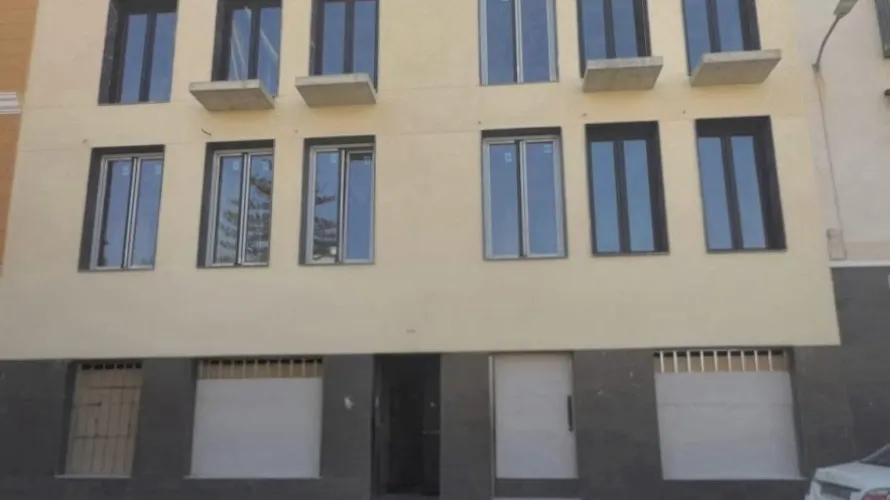 Apartamento de 2 dormitorios en Alicante, España No. 1504 № 2