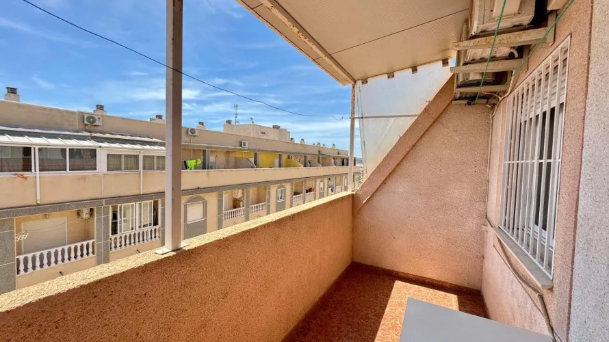 Ático de 2 dormitorios en Torrevieja, España No. 1550 № 28