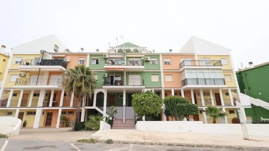 Apartamento de 1 dormitorio en La Veleta, España No. 1595 № 2