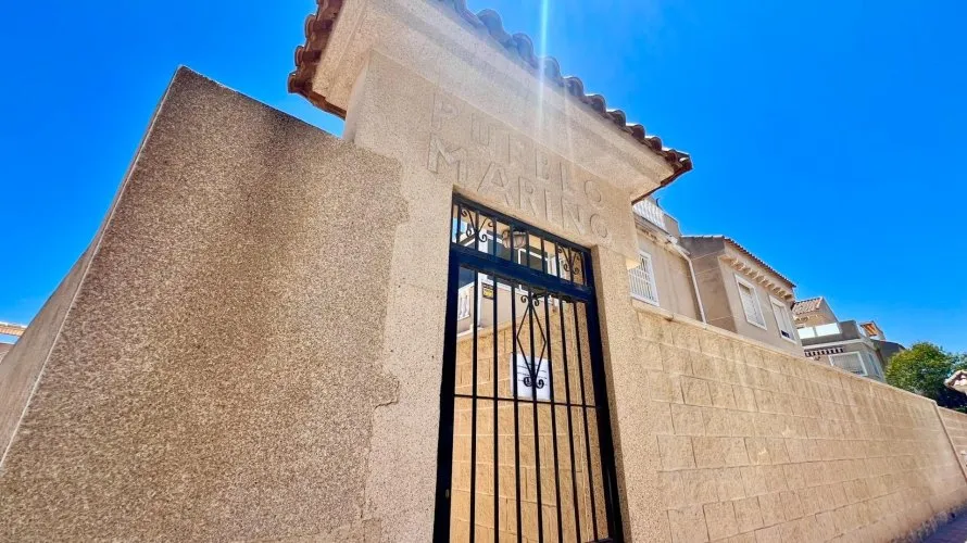 Bungalow de 1 dormitorio en Torreblanca, España No. 1463 № 1