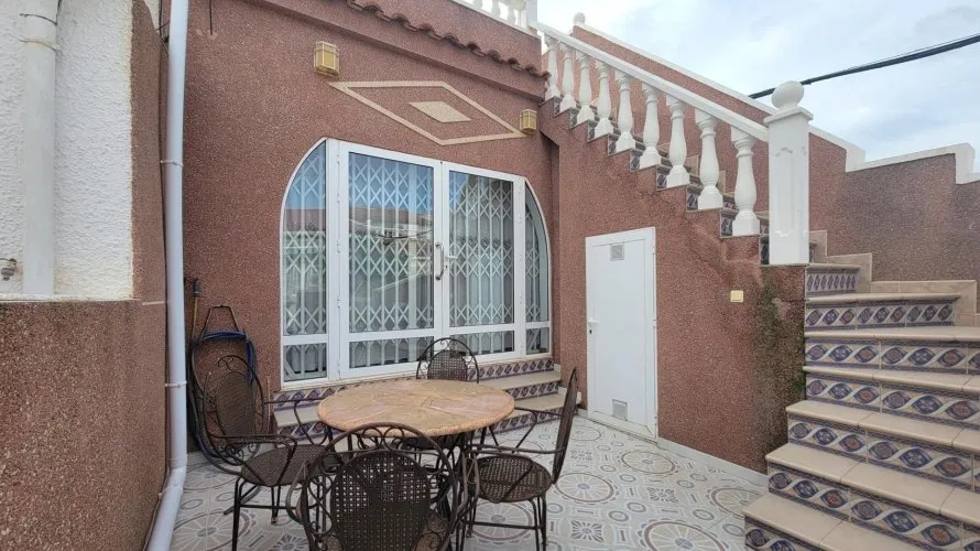 Сasa de 1 dormitorio en Torrevieja, España No. 1578 № 11