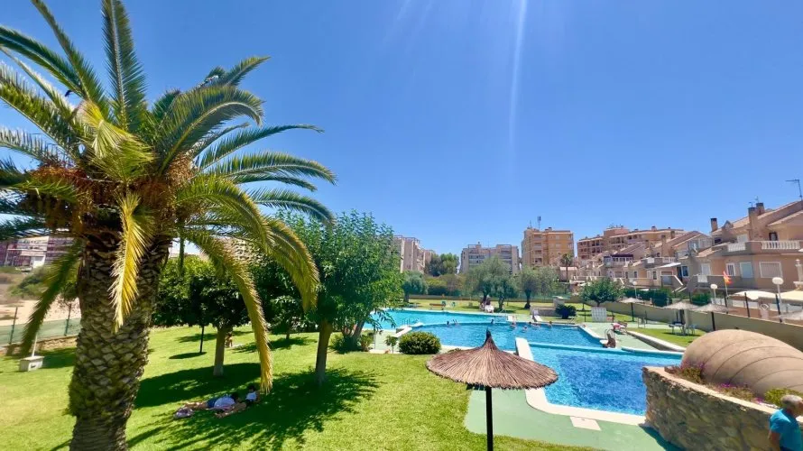 Bungalow de 1 dormitorio en Torreblanca, España No. 1463 № 23