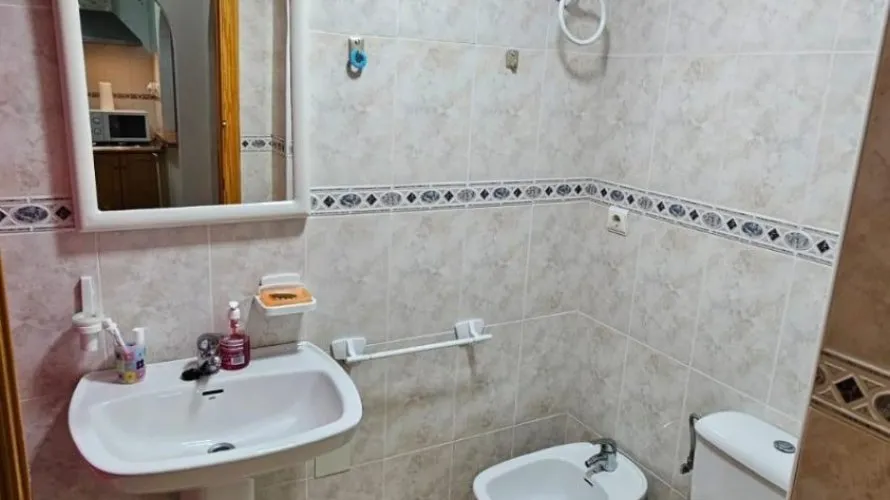 Apartamento de 1 dormitorio en Torrevieja, España No. 1587 № 5