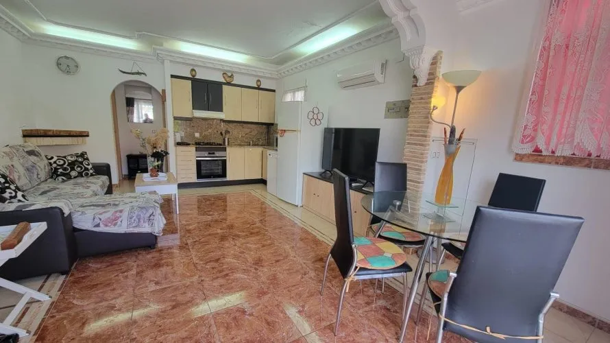 Сasa de 1 dormitorio en Torrevieja, España No. 1578 № 26