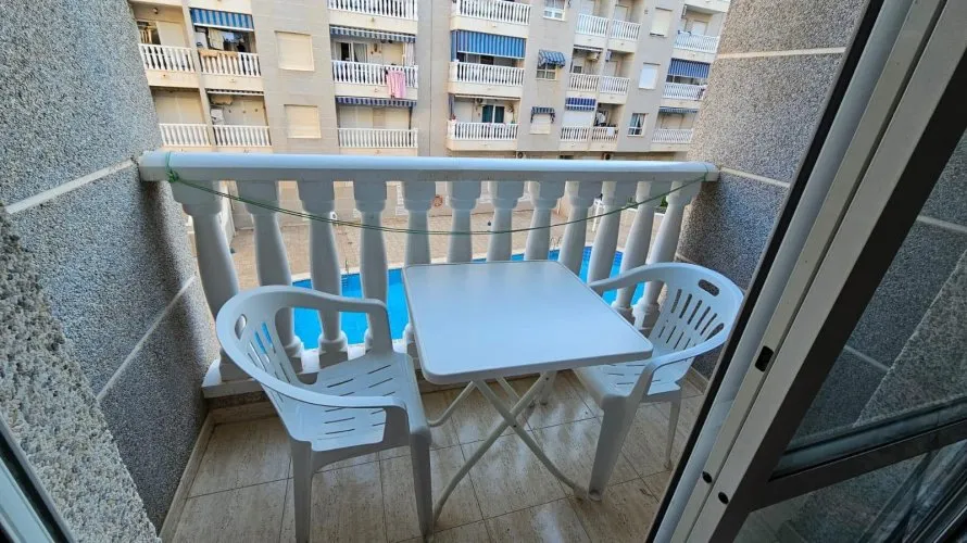 Apartamento de 1 dormitorio en Torrevieja, España No. 1587 № 17