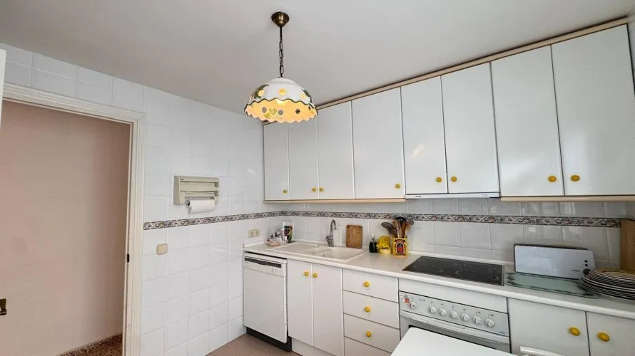 Apartamento de 3 dormitorios en Torrevieja, España No. 1449