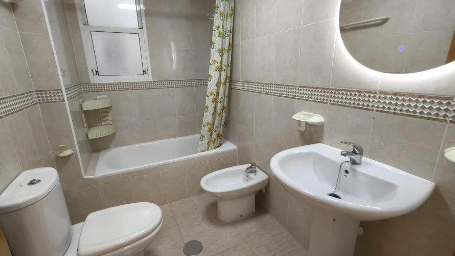 Apartamento de 2 dormitorios en Torrevieja, España No. 1602 № 4
