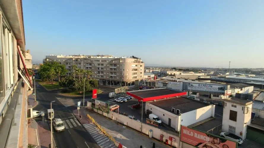 Apartamento de 2 dormitorios en Torrevieja, España No. 1602 № 19