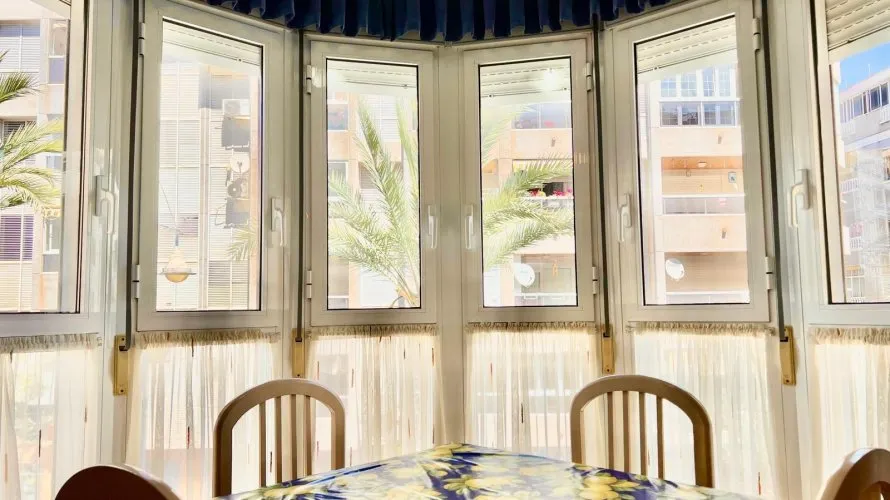Apartamento de 2 dormitorios en Torrevieja, España No. 1586 № 17