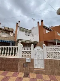Ático de 2 dormitorios en Torrevieja, España No. 1579