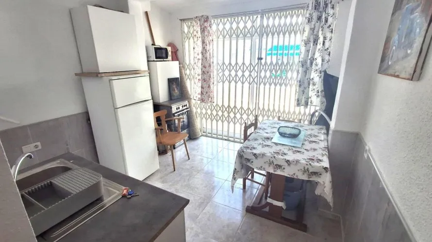 Сasa de 2 dormitorios en El Limonar, España No. 1544 № 4