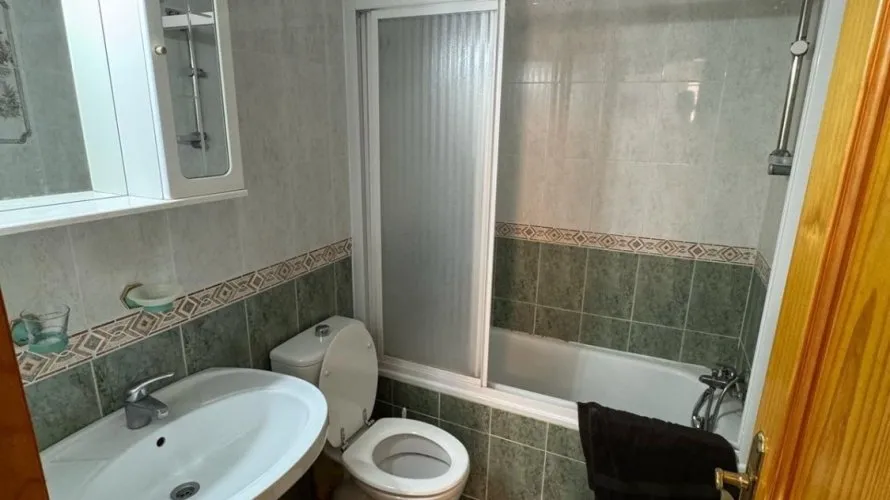 Apartamento de 1 dormitorio en Torrevieja, España No. 1609 № 4