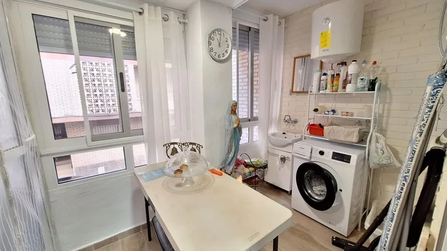 Apartamento de 1 dormitorio en Torrevieja, España No. 1569 № 13