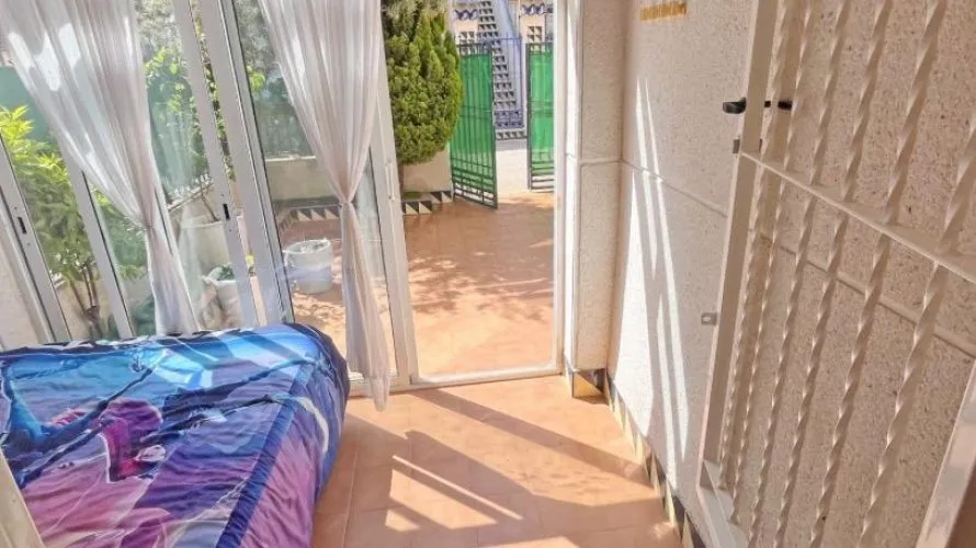 Сasa de 72m² en Guardamar del Segura, España No. 1600 № 10