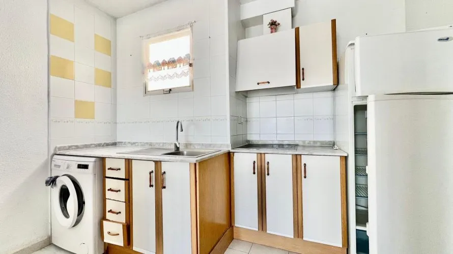 Ático de 1 dormitorio en Torrevieja, España No. 1574 № 6
